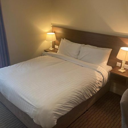 Mcnulty'S Guest House אניסקרון מראה חיצוני תמונה