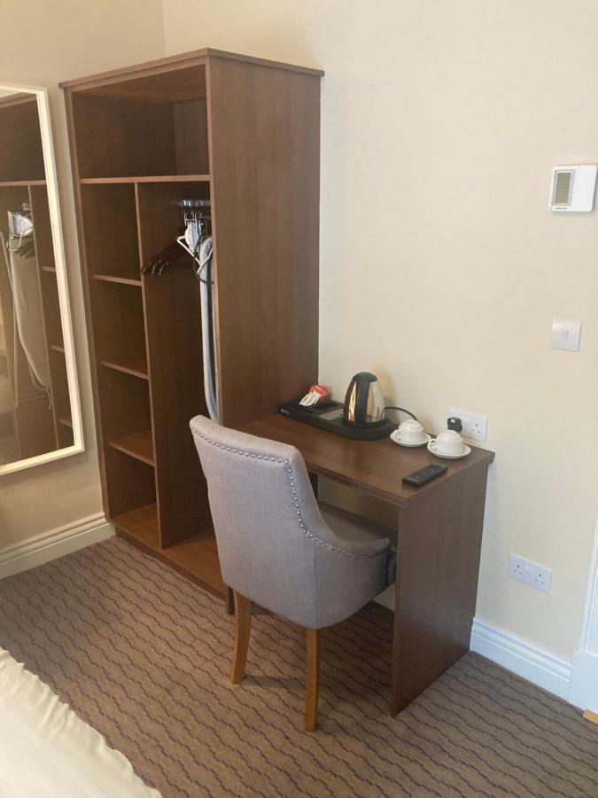 Mcnulty'S Guest House אניסקרון מראה חיצוני תמונה